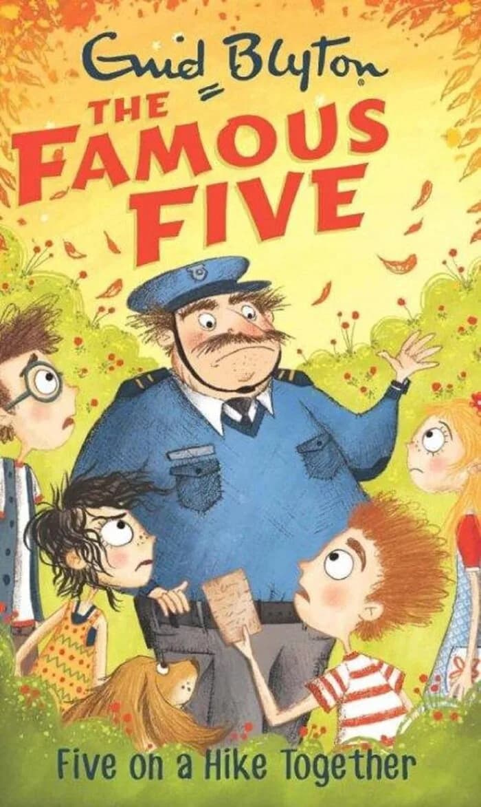 Famous Five: 10: Five On A Hike Together